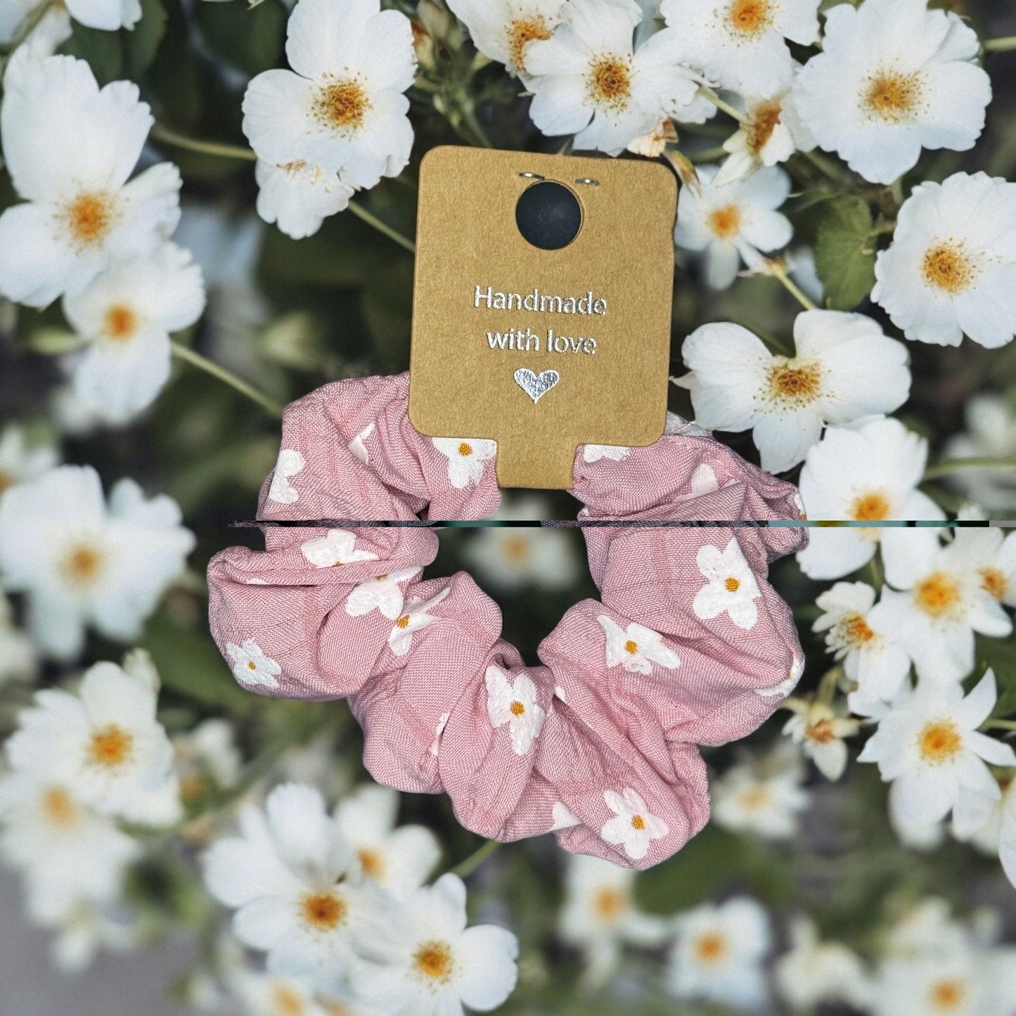 DAISY PRINT SCRUNCHIES