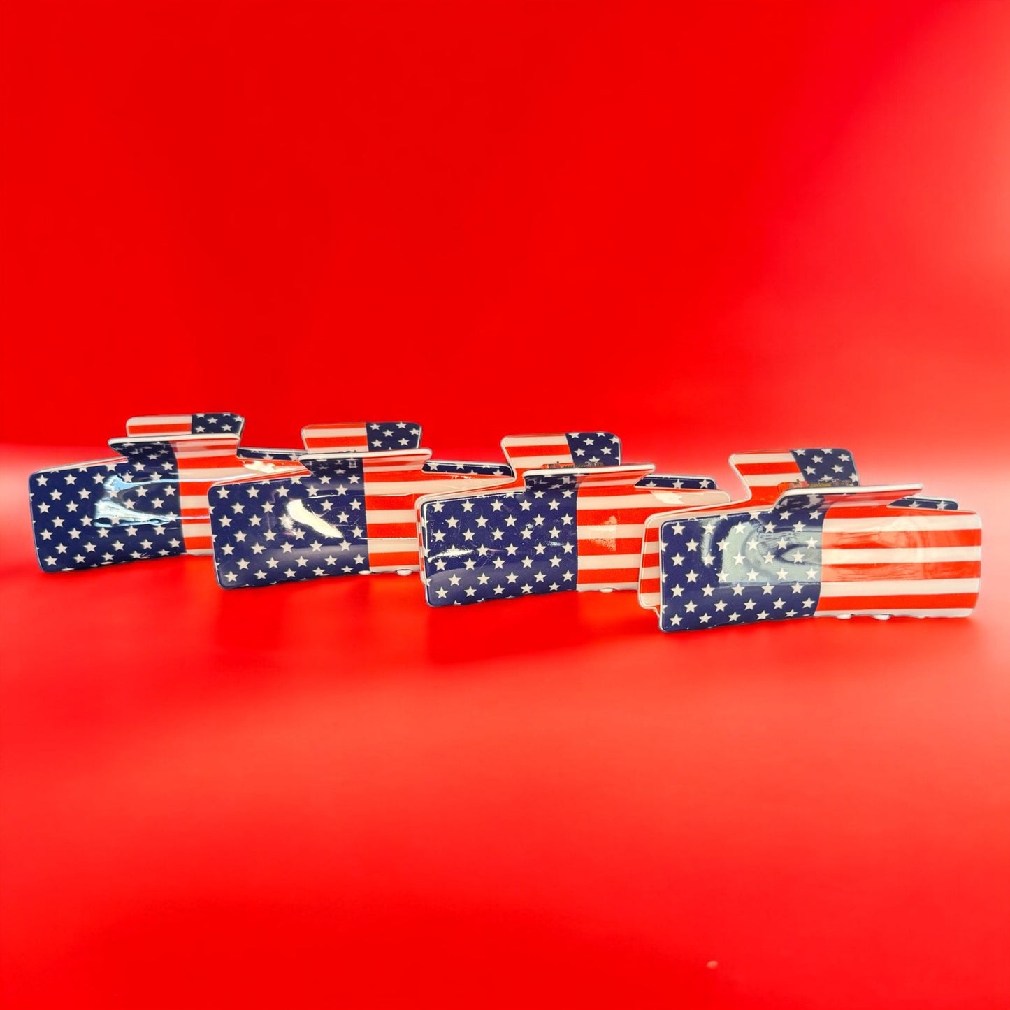 LARGE AMERICAN FLAG CLAW CLIP