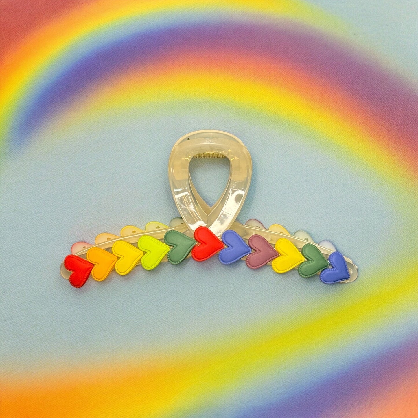 PRIDE HEARTS RAINBOW CLAW CLIP WHITE