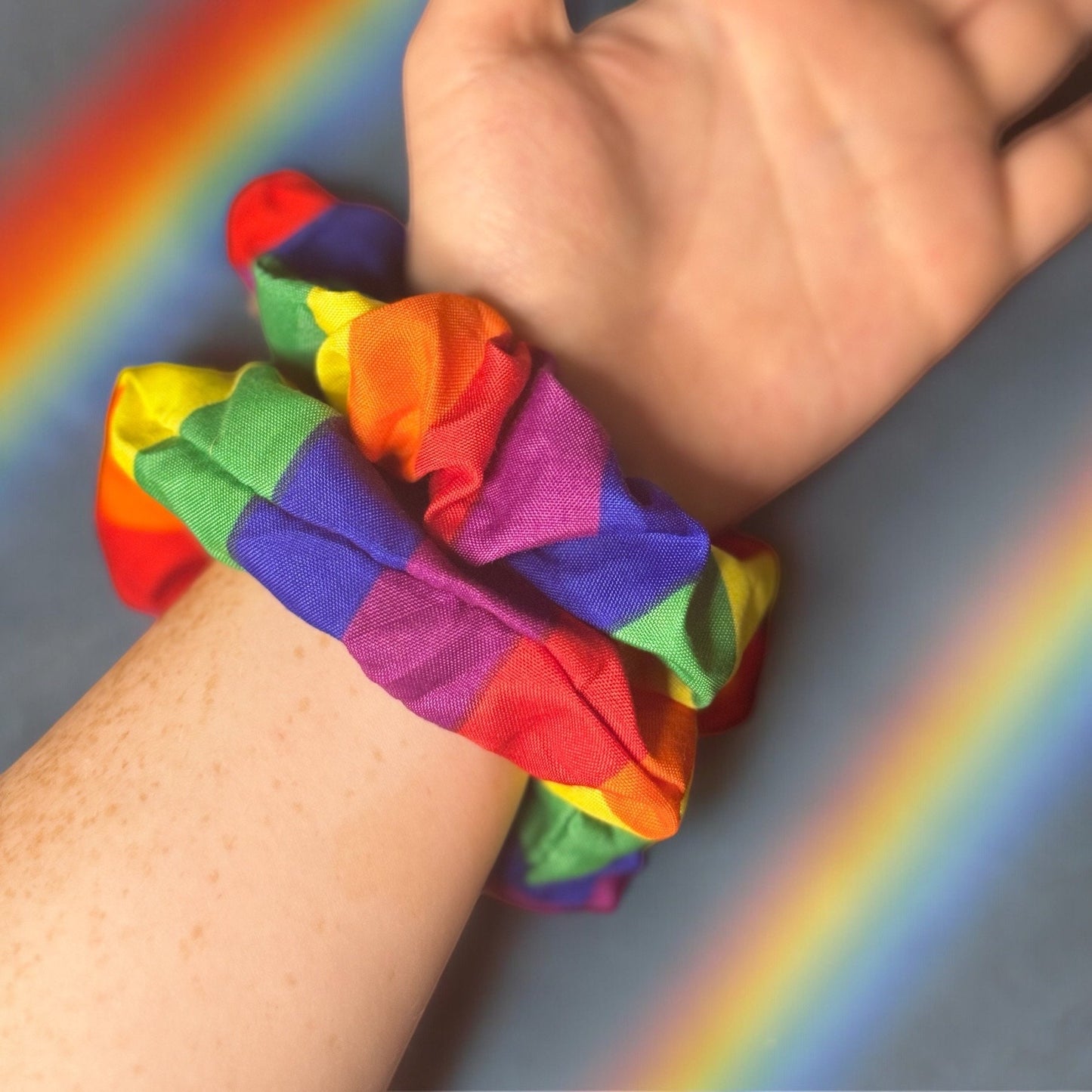 PRIDE RAINBOW SCRUNCHIES