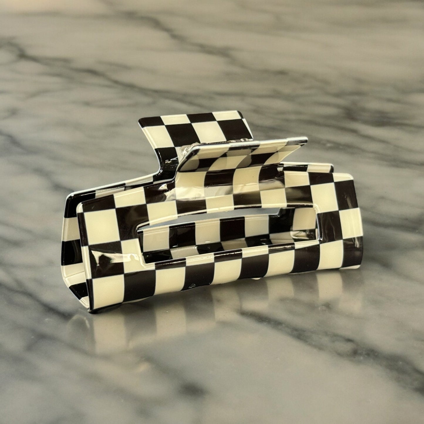 CHECKERBOARD LARGE CLAW CLIP