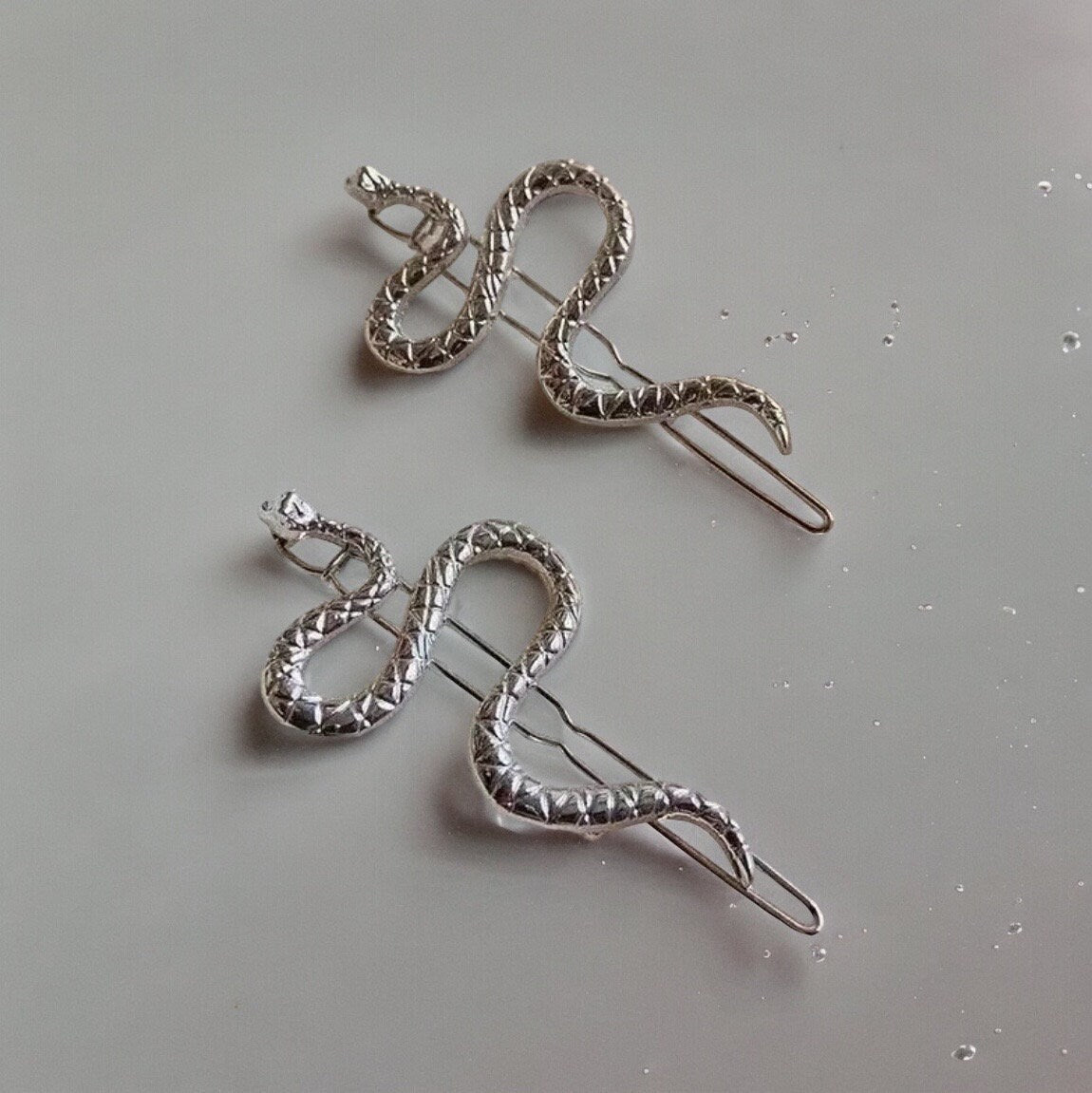 METAL SNAKE HAIR BARRETTES