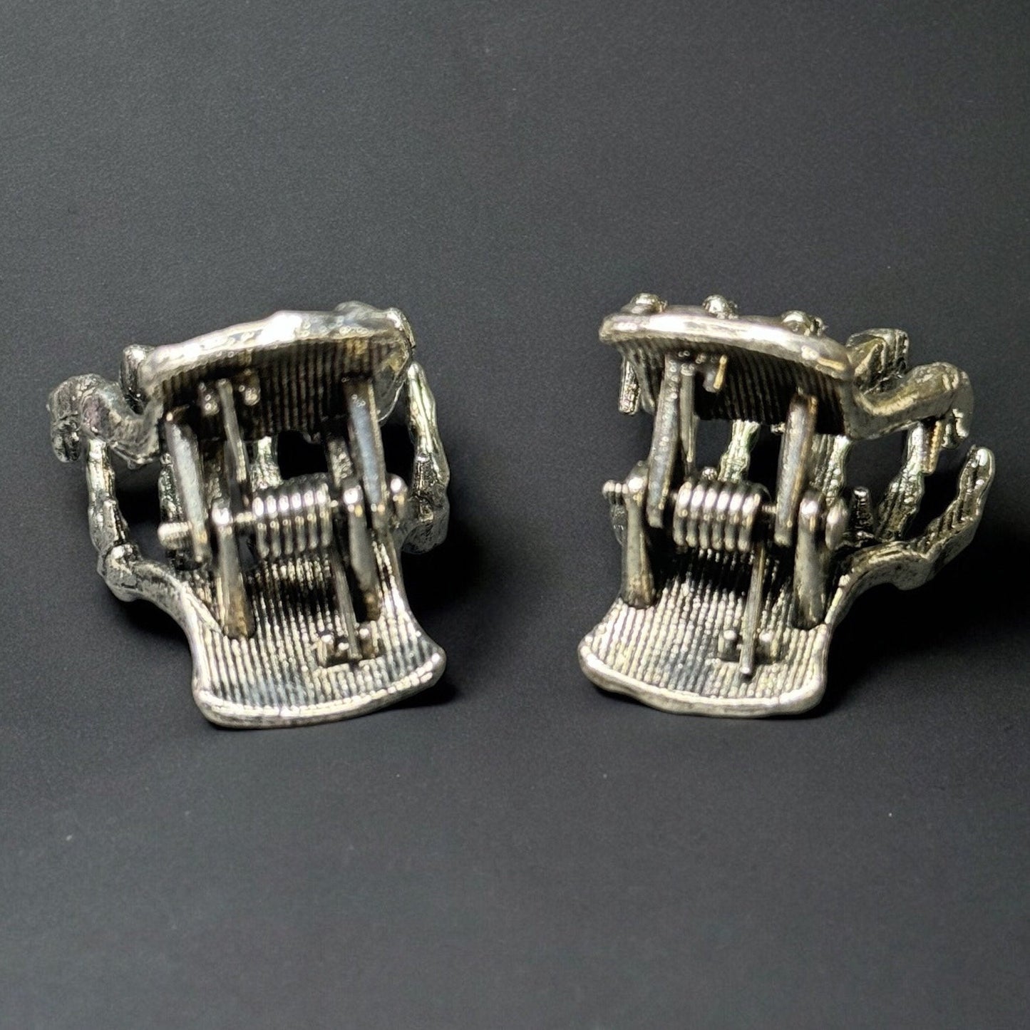 MINI SILVER SKELETON HAND CLAW CLIPS