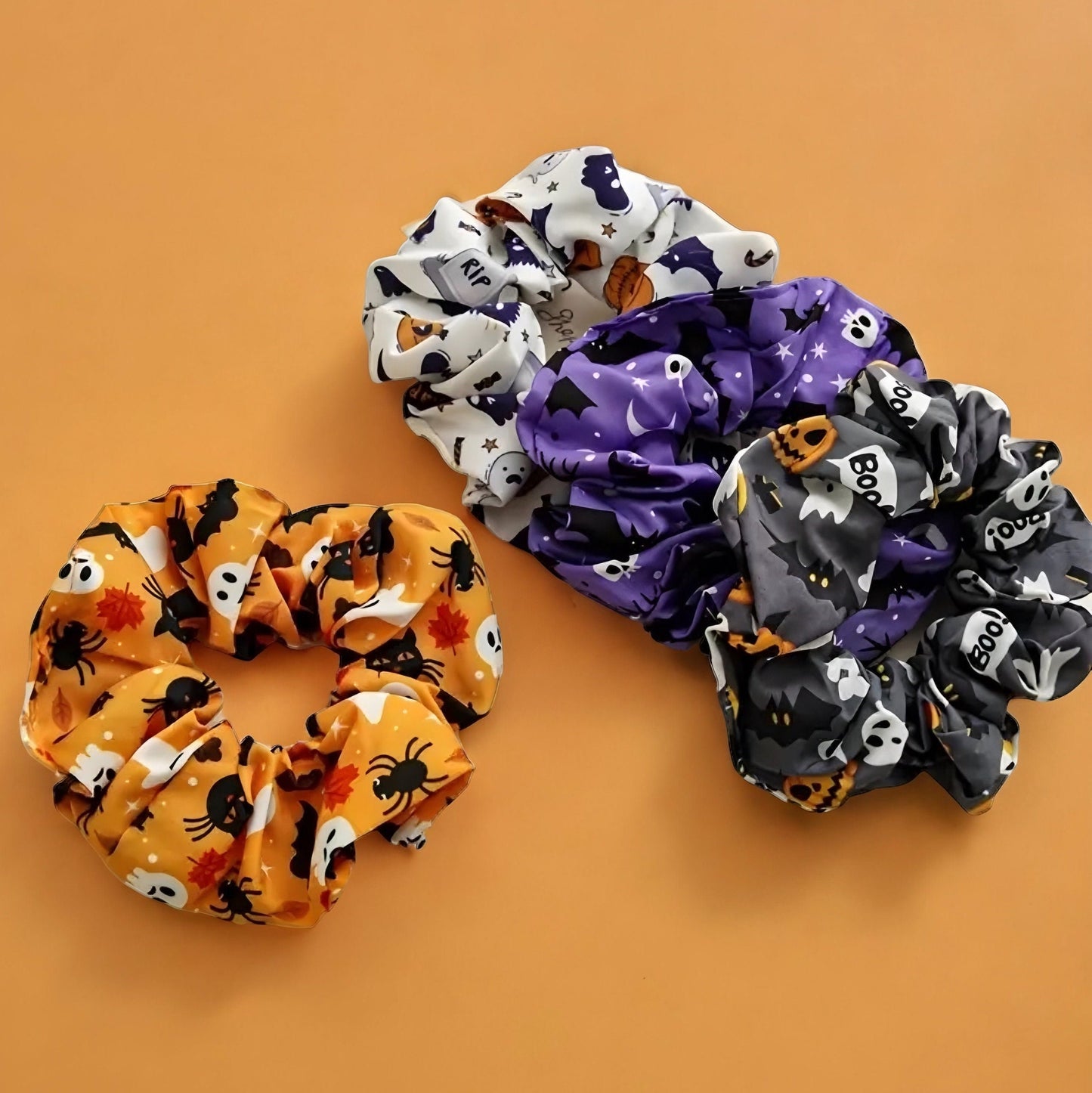 HALLOWEEN PRINT SCRUNCHIES