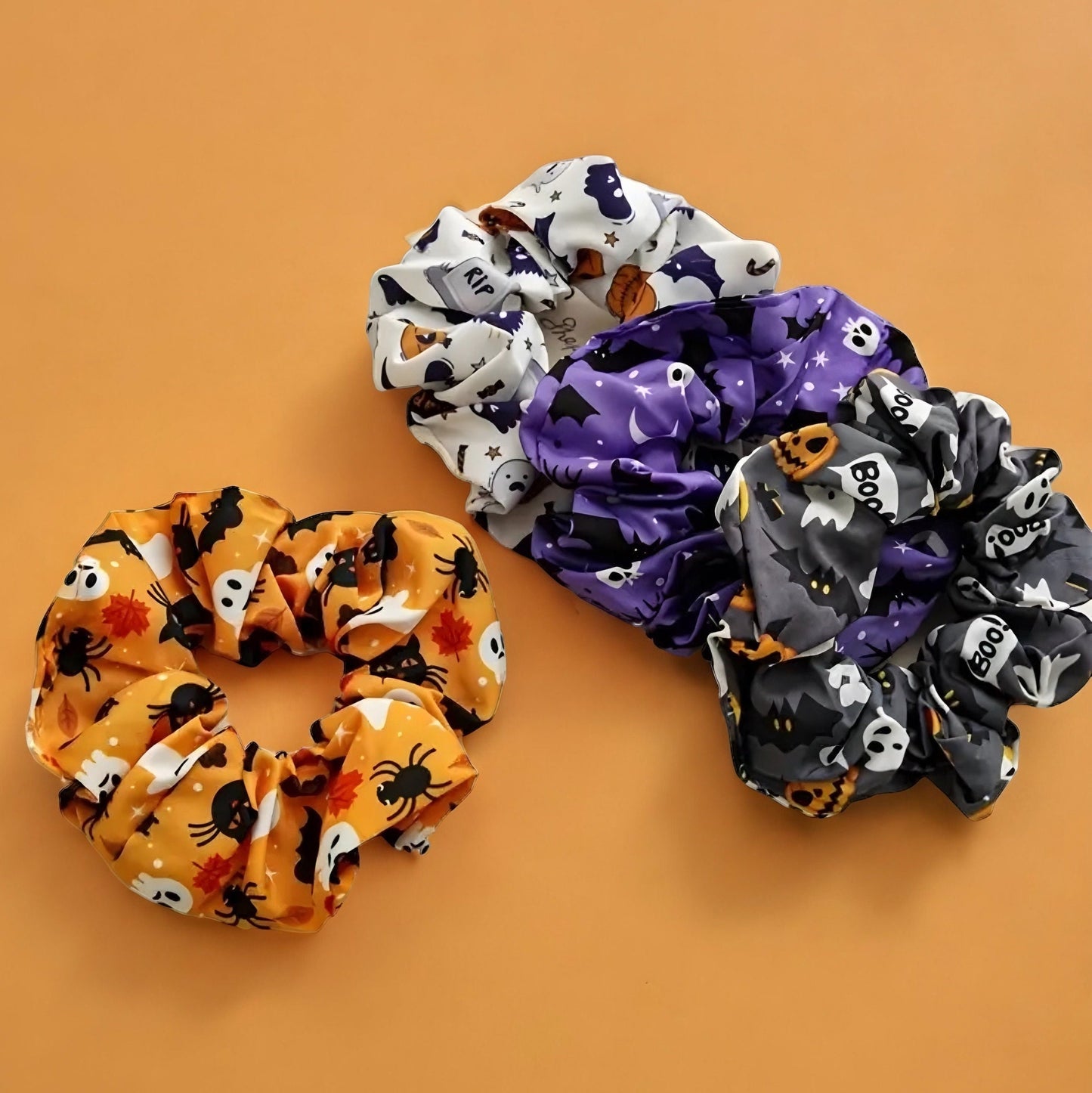 HALLOWEEN PRINT SCRUNCHIES