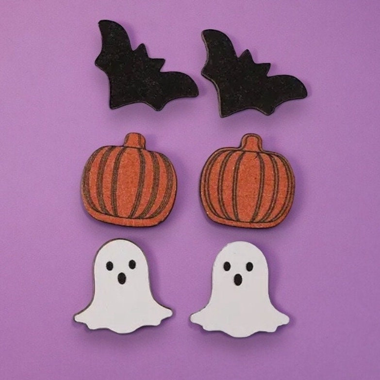 HALLOWEEN WOODEN SPOOKY STUD EARRING SETS